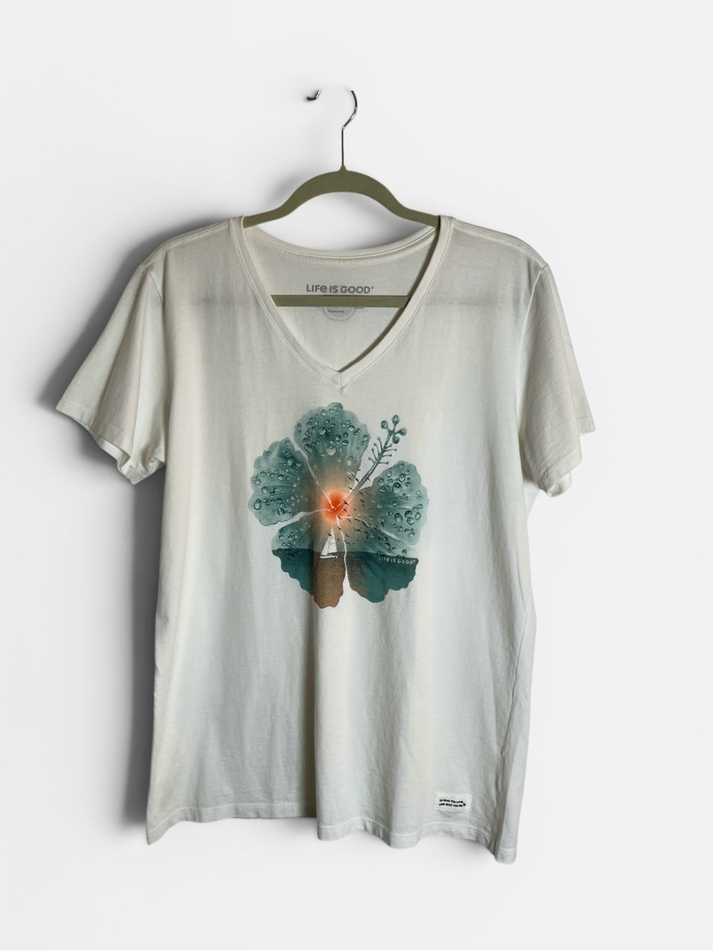 Life Is Good Sailboat Floral Raindrop Women's Crusher Tee, Summer, Beach